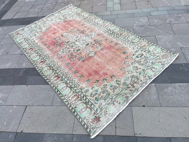 5x8 Vintage Turkish Oushak Rug, Pink Medallion Distressed Wool Area Rug gallery