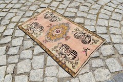 Doormat Oushak Rug,1’5 x 2’5 ft,Turkish Kilim Vintage, Bohemian Anatolian Rug