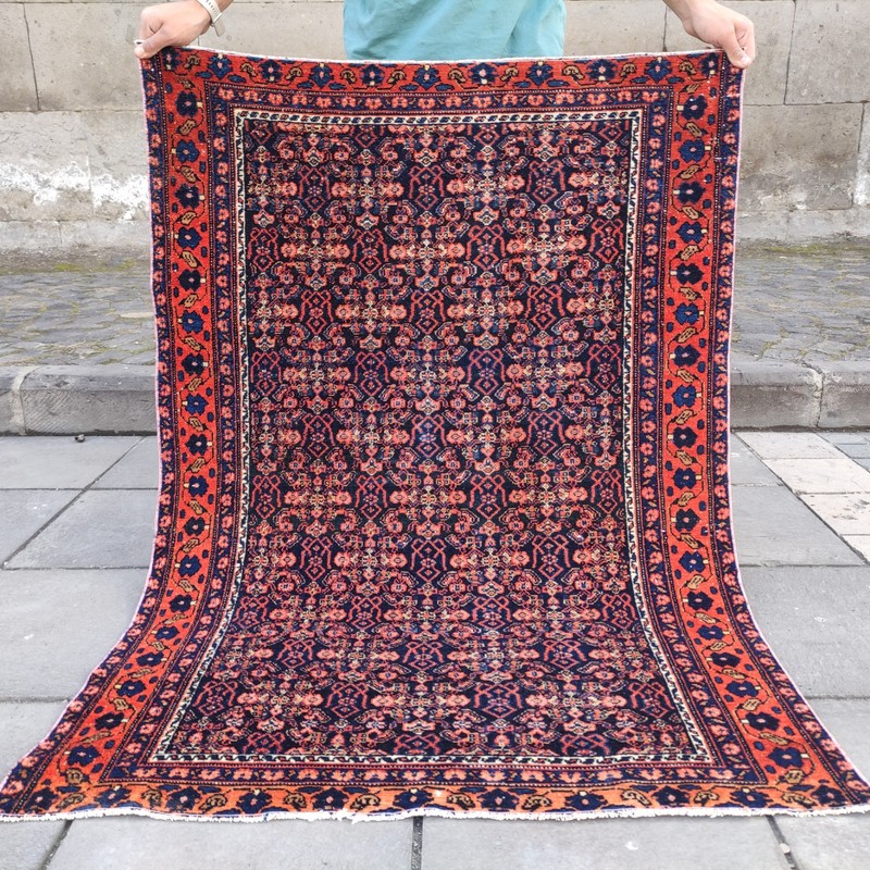 Over 100 years old Vintage Persian Style Malayer rug 3.35 x 4.66 ft , 102x142 cm gallery
