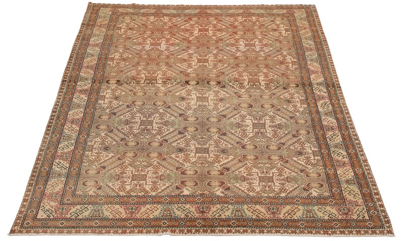 Vintage 6'4" x 9'1" Traditional Hand Knotted Vegetable Dye Wool Area Rug gallery