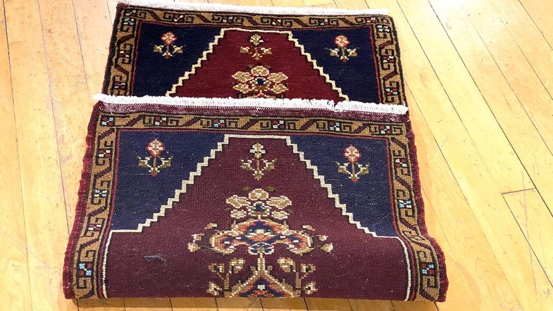 Lovely Vintage 1950-1960's Wool Pile, Natural Dye Rug Turkey 3’4”x1’8” gallery