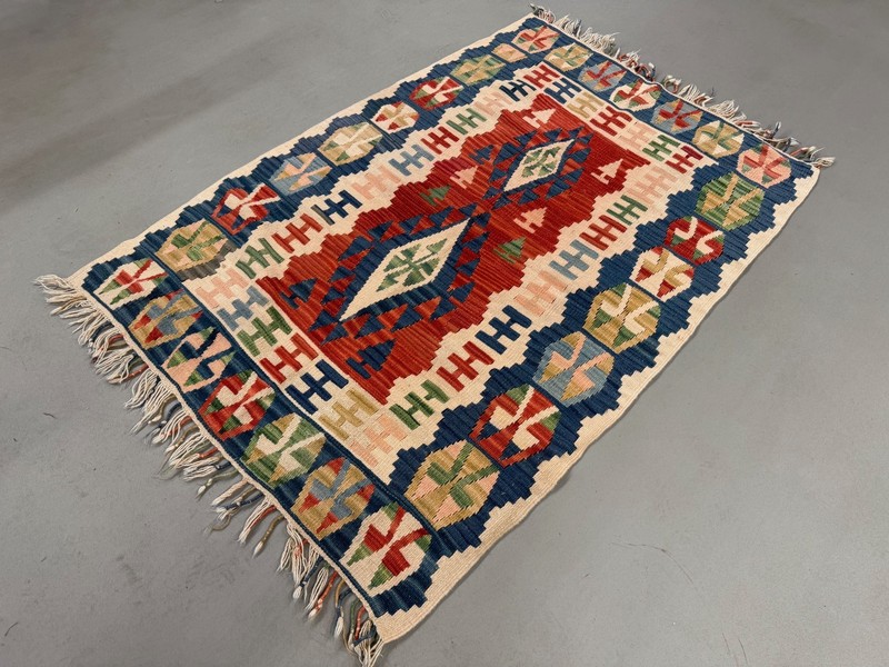 Large Vintage Turkish Kilim Rug 160x112 cm Wool Kelim Medium 2519 gallery