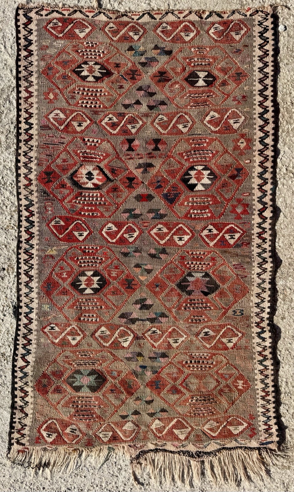 Traditional Ethnic Handmade Wool Kilim Rug from Turkey - 120 cm x 67 cm gallery