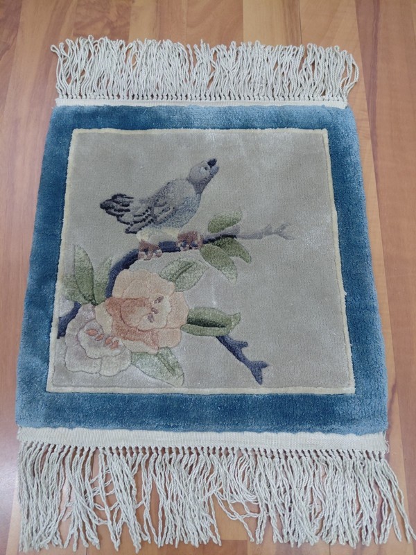 İnterior Design Bird Motif Rug Hand Knotted Bamboo Silk Rug Table RUG gallery