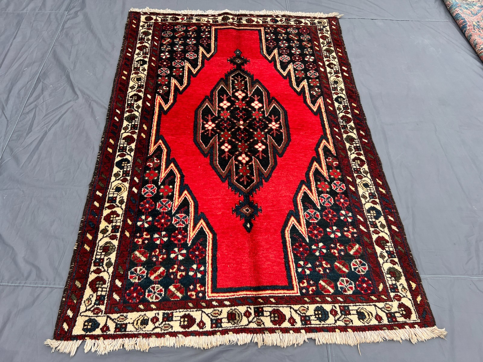 4'4x6'7 ft Caucasian Serrated Diamond Medallion Handknotted Wool Vintage Rug gallery