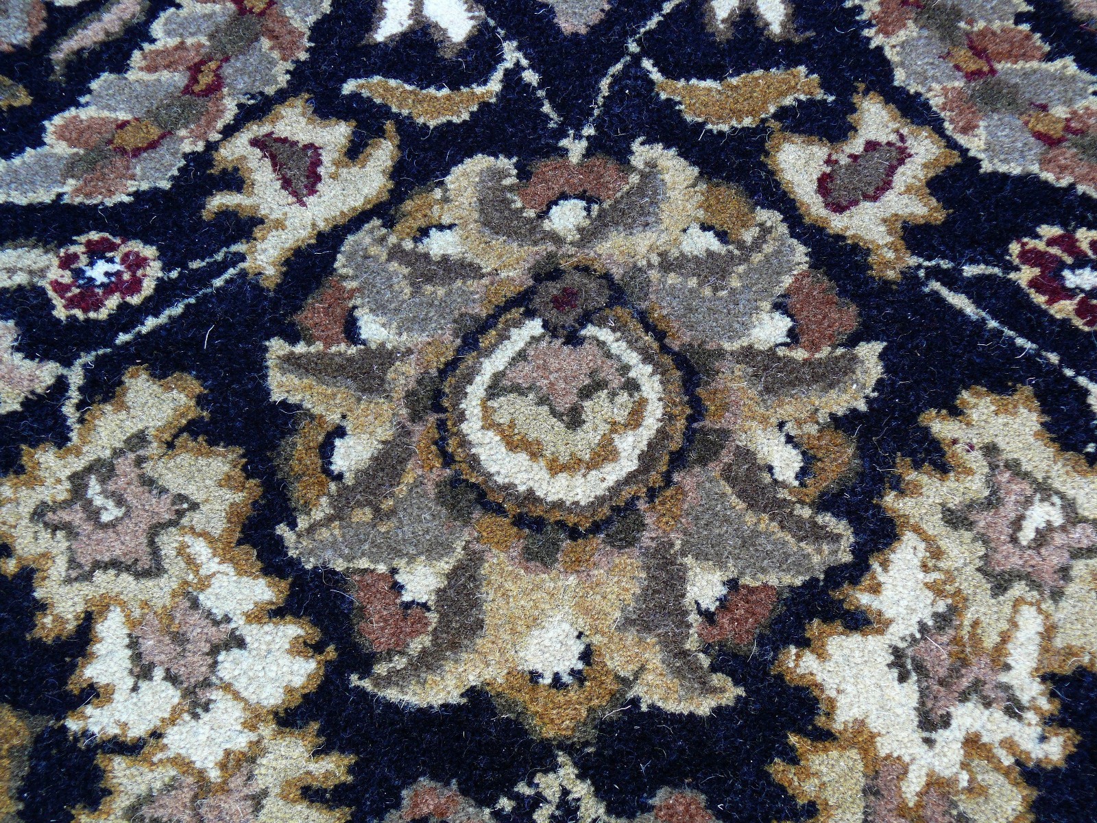 MADRAS Hand Tufted RUG Oriental DEEP BLUE BROWN GOLD 8'3"x5' MSRP$4000+ gallery