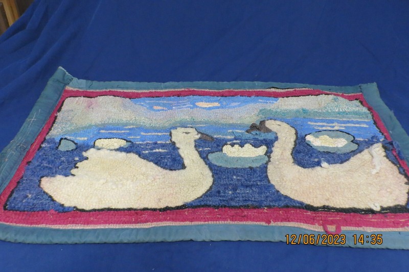 Antique Swan/Geese Hooked Rag Rug gallery