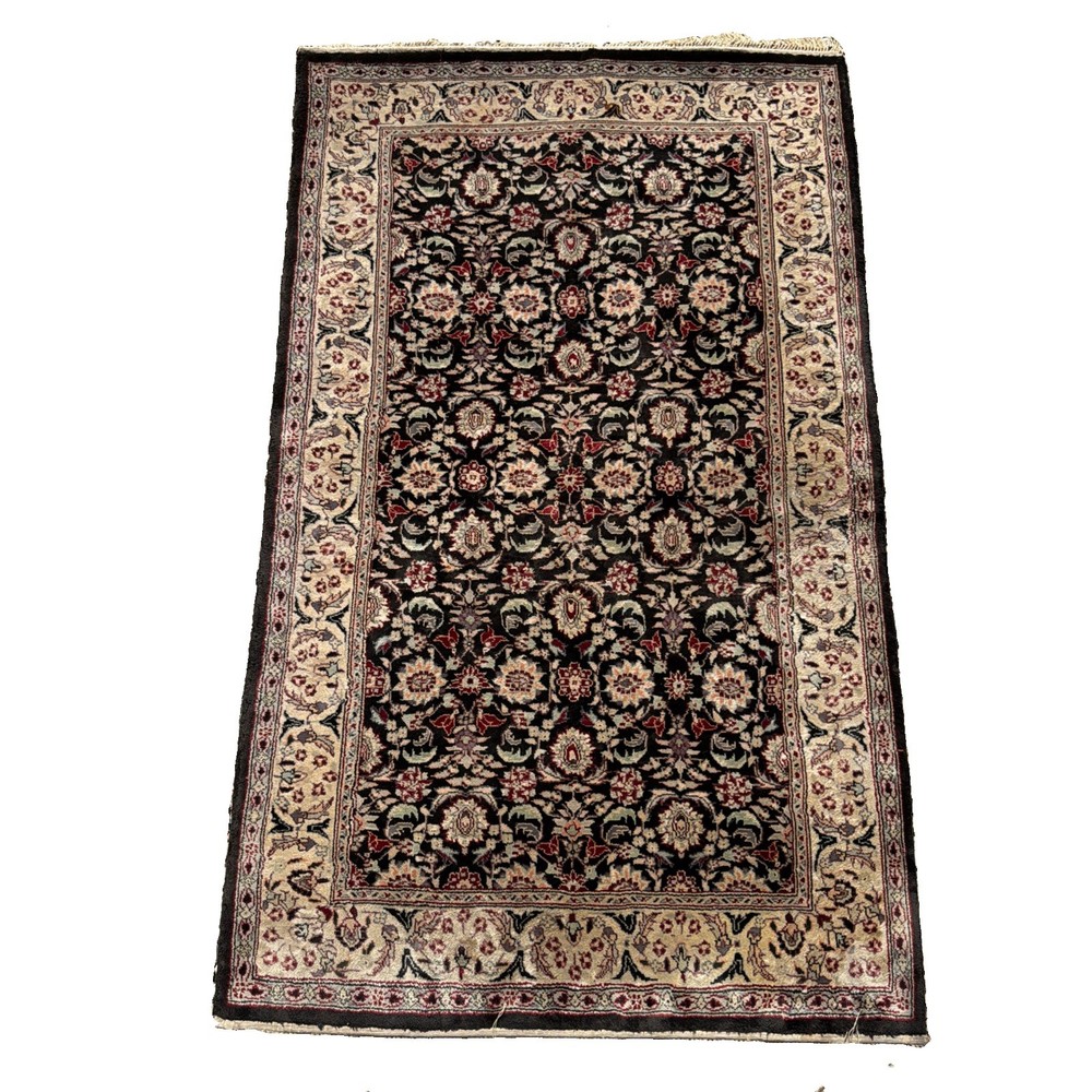 3 X 5 FT Stunning Silk and Wool Pakistani Handmade Oriental Carpet