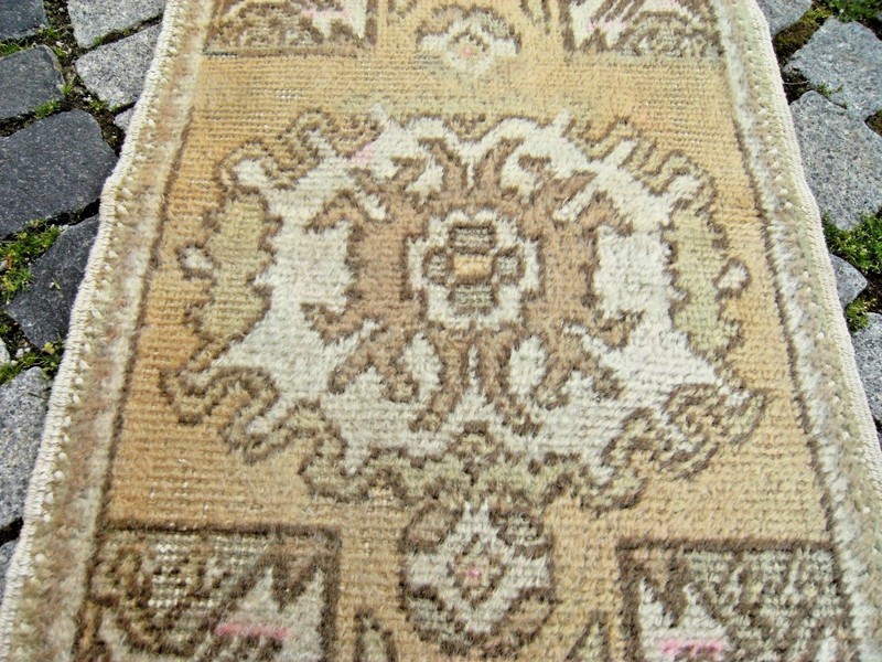 Vintage Small Rug 18'' X 32'' Muted_Color Anatolian Low Pile OUSHAK Yastik Rug gallery