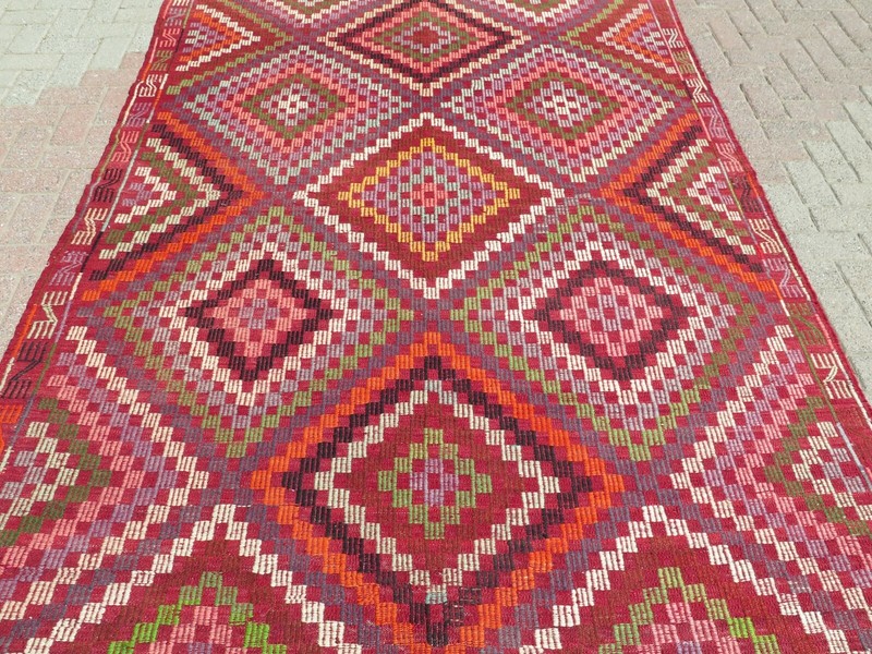 Large Pink Vintage Turkish Carpet, Handmade Geometric Wool Kelim Rug 72"x115" gallery
