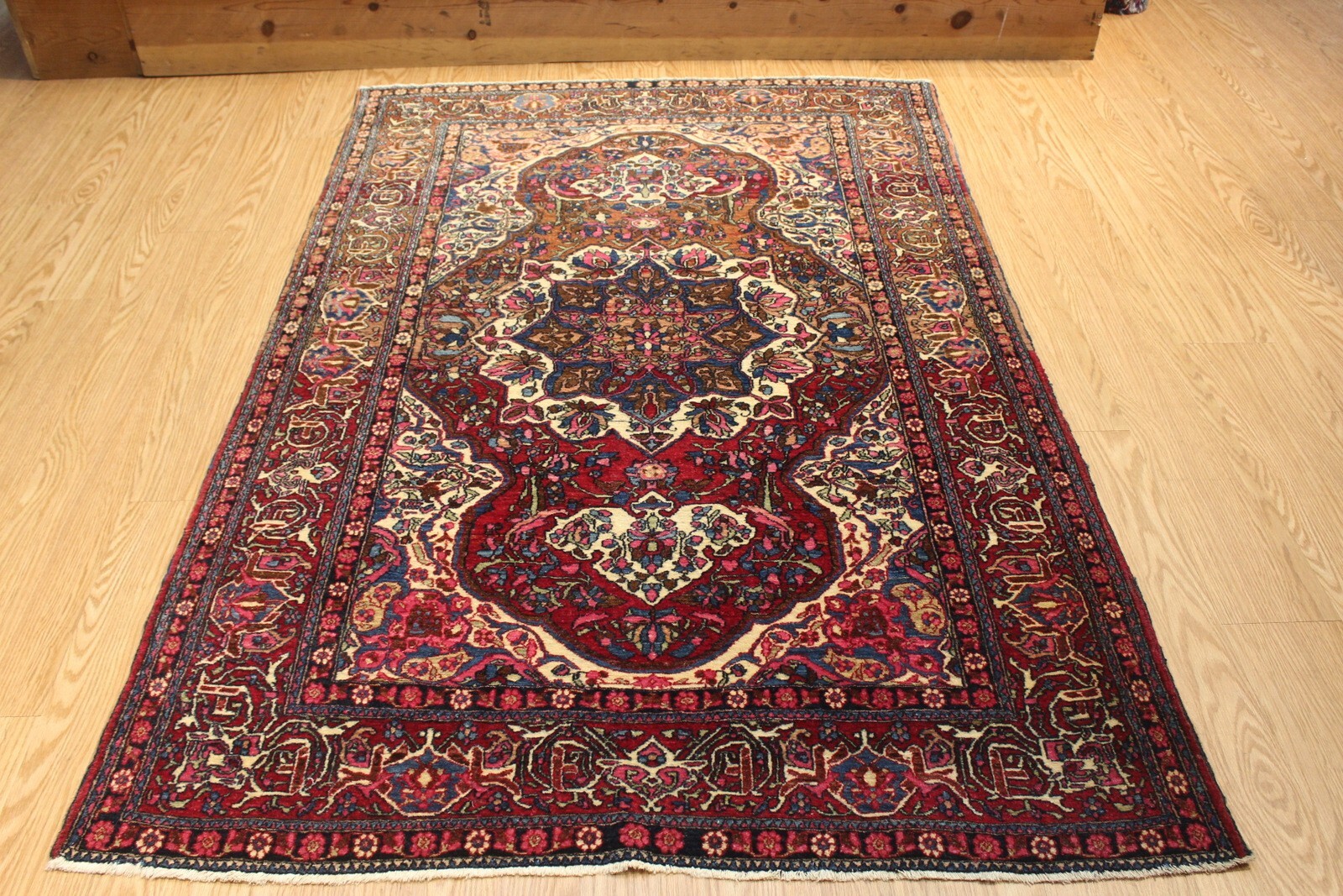 Antique Lilihan Rug, Circa 1920's Handmade hand knotted Authentic Rug Medallion gallery