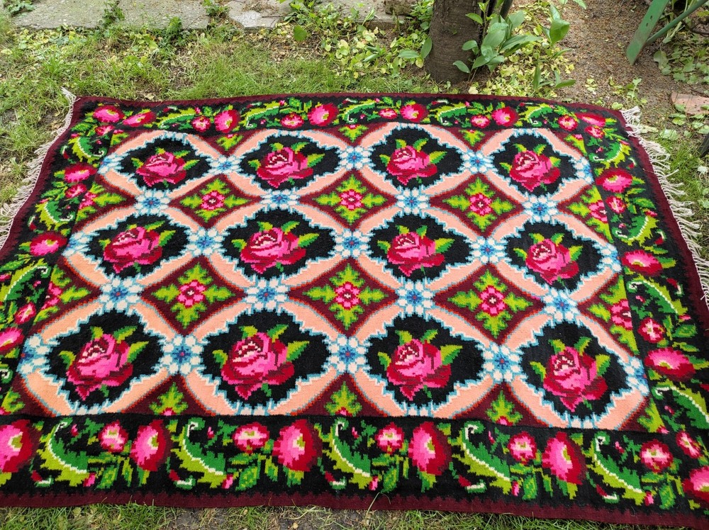 Masterpiece Vintage Romanian Wool hand made Kilim rug carpet 5.11 x 7.3 ft