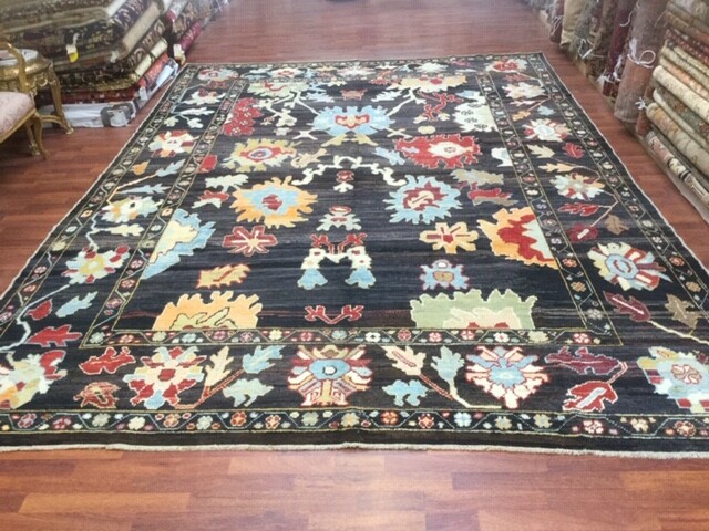 Decorative large pallmette Turkish Ushak Rug-4679 gallery