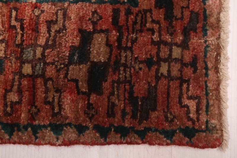 Vintage 4'6" x 13'1" Traditional Hand Knotted Vegetable Dye Wool Area Rug gallery