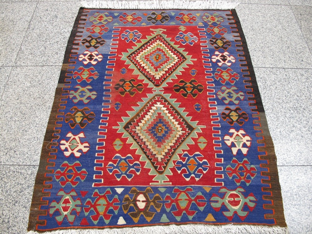 Vintage Turkish Kilim Rug 4x5 ft 1970s Anatolian Nomadic Farmhouse Handwoven