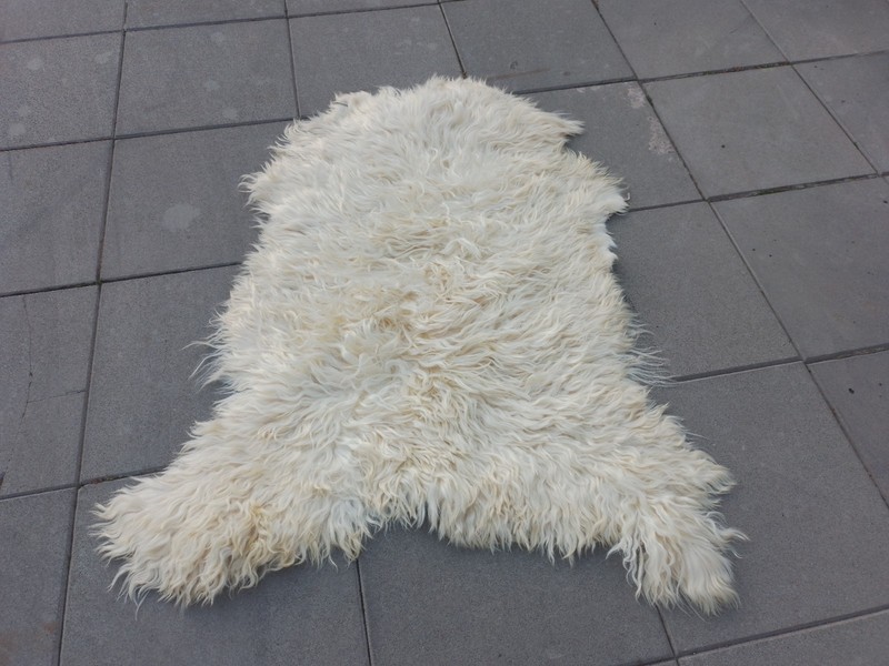 Natural Long-Haired Mohair Goat Hide – Soft Cream Sheepskin Style Throw BES gallery