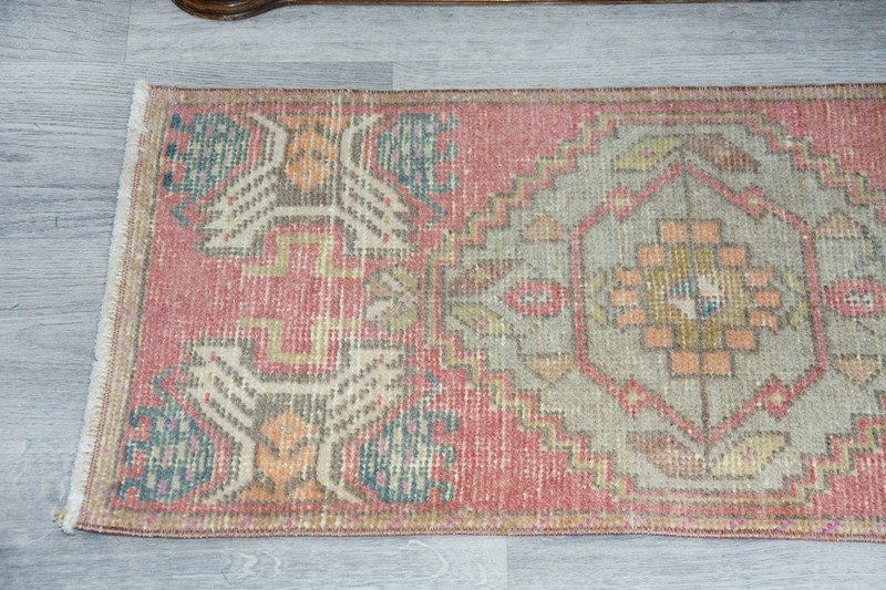 Vintage Turkish Rug 18x38 Inches, Small Modern Oushak Rug, Pink Light Color gallery