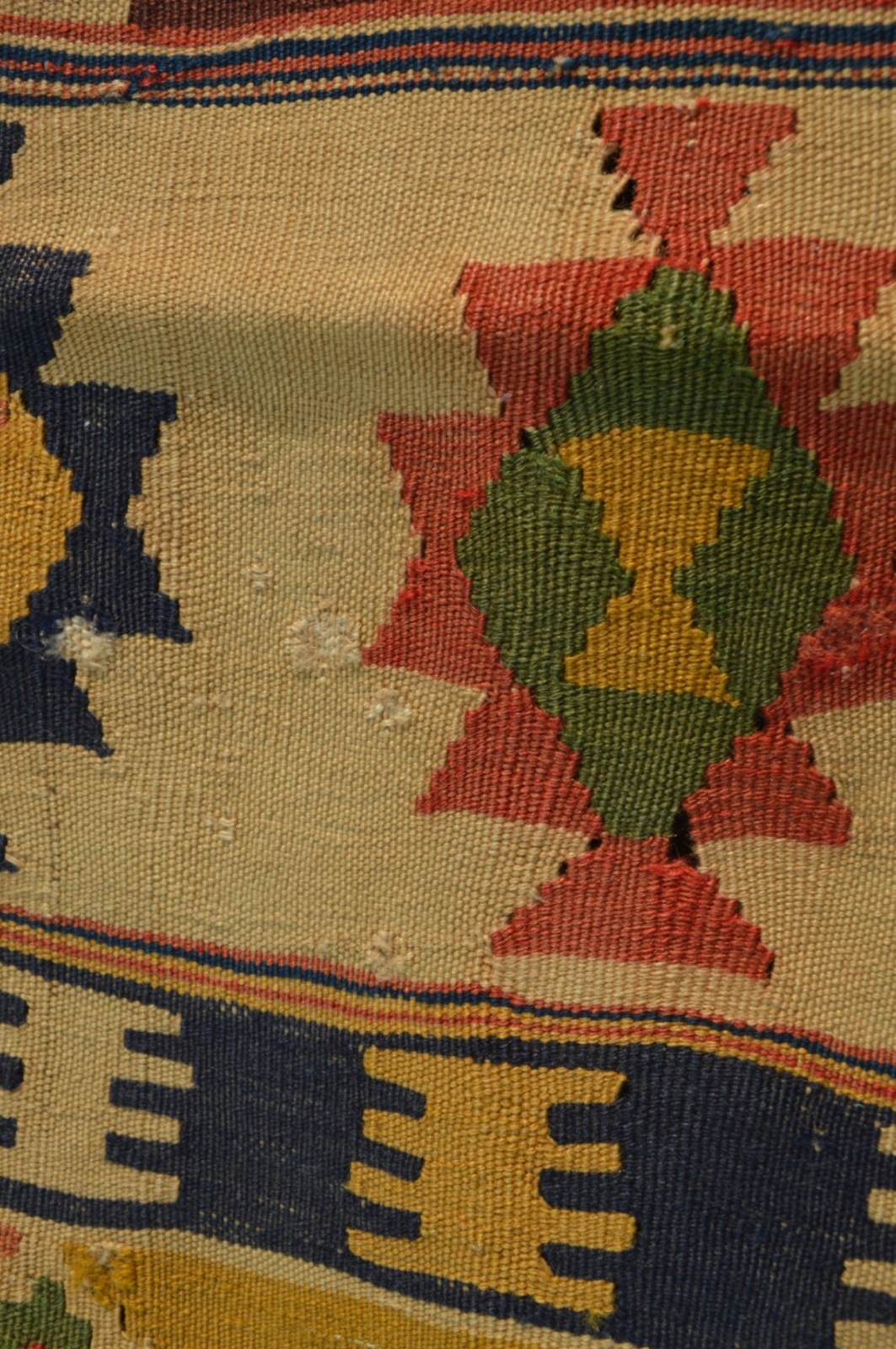 COLLECTORS' ITEM Beautiful Antique Shirvan Caucasian Daghistan Perpedil Kilim gallery