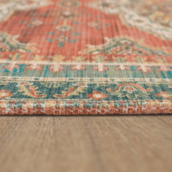 2'x3' Persian Accent Rug gallery