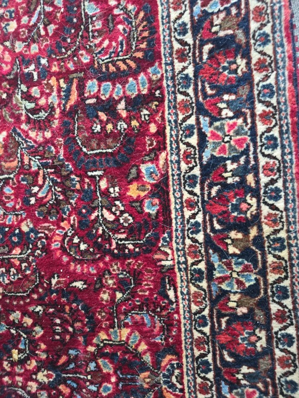 LOVELY TOP QUALITY ANTIQUE 1920'S AUTHENTIC SAROUK RUG. 250 TO 280 KNOTS gallery
