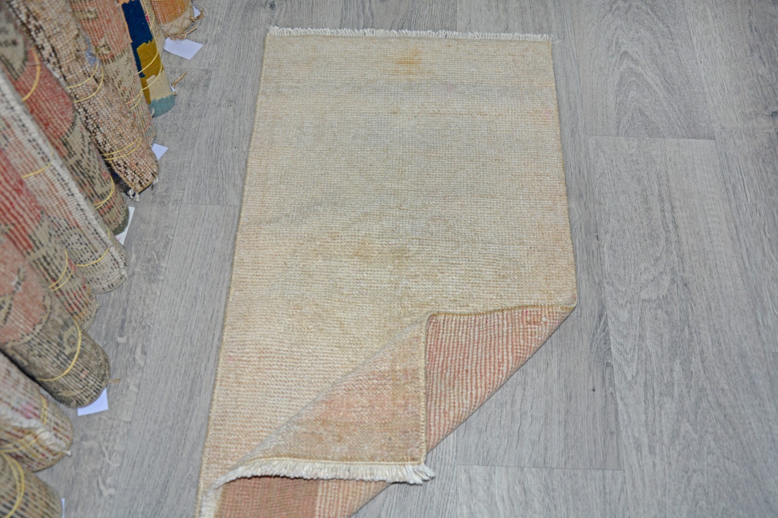 Vintage Turkish Oushak Rug 1'6x3'3 ft, Small Modern Rug, Neutral Beige Mat gallery