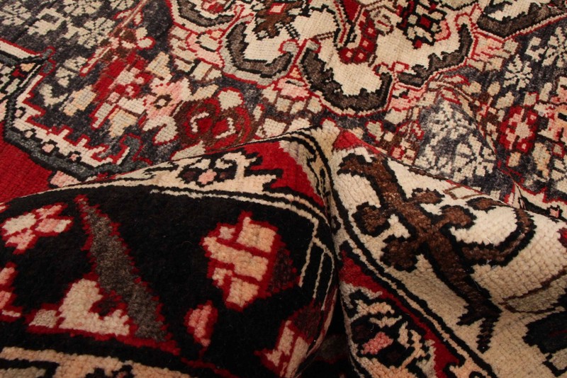 Vintage 6'10" x 9'8" Traditional Hand Knotted Vegetable Dye Wool Area Rug gallery