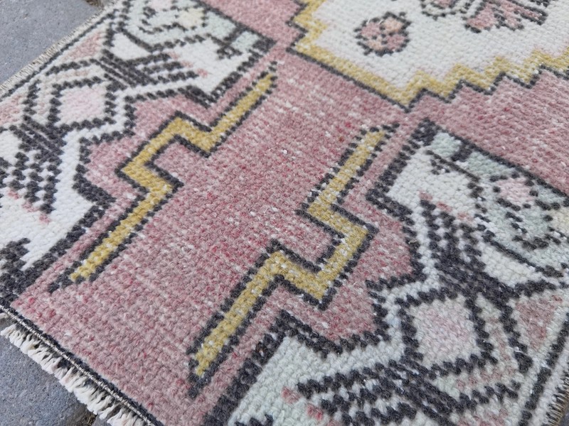 Vintage Turkish Oushak Rug 1.3x2.9 Hand Knotted Wool Pink Grey Tribal Boho gallery
