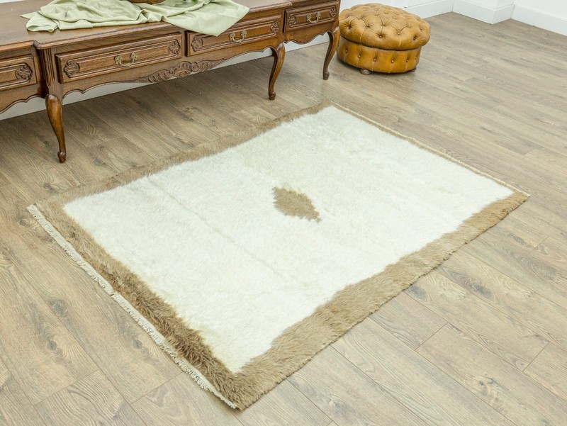 Handwoven Vintage Tulu Rug – Natural Wool & Mohair 4'0" x 5'7" ft Japandi Accent gallery