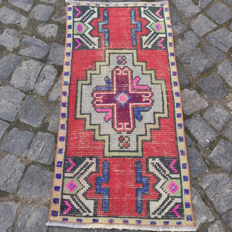 Cross motifs 2x3 Turkish Vintage Small Rug 46 x 93 cm Bath Mat 1.51 x 3.05 ft gallery