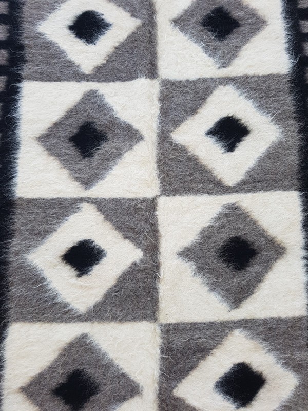 Vintage Handmade Moroccan Tribal Wool Kilim Rug 201x140 cm gallery