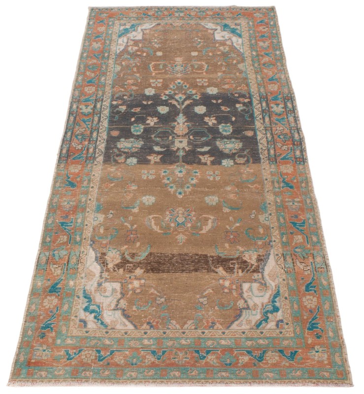 Vintage 3'9" x 9'6" Traditional Hand Knotted Vegetable Dye Wool Area Rug gallery