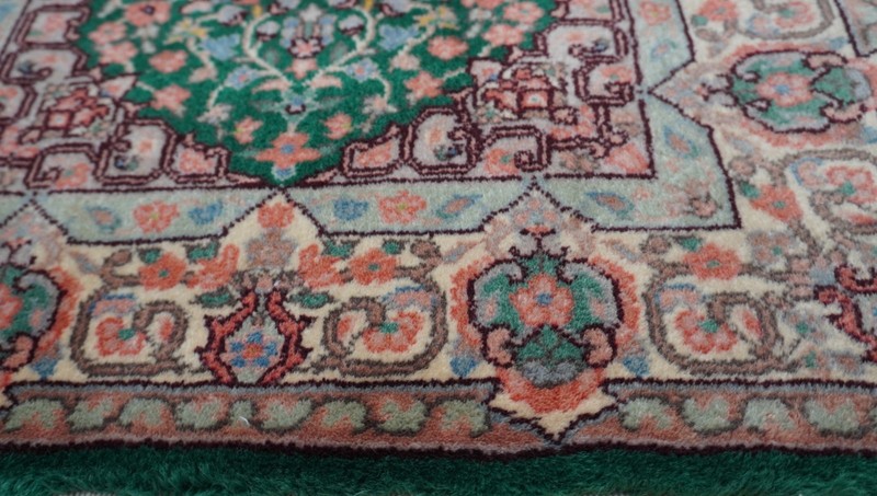 Gorgeous Kermann Hand Knotted Green Oriental Rug 2'1" x 4'3" gallery