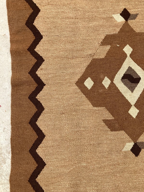 Vintage Traditional Handmade Beautiful Turkish Kilim Floor Rug Carpet 131x100 cm gallery