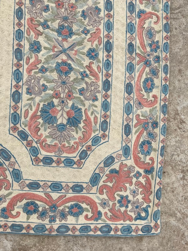 Vintage Handmade Kashmiri Crewel Floral Wool Chain Stitch Rug 116x70 cm gallery