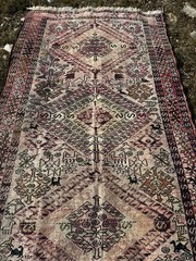 Soumak Hand Woven Vintage Oriental Rug – 186 cm x 111 cm