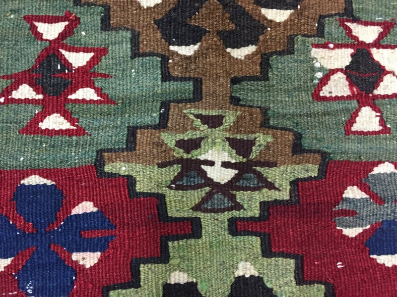Small Vintage Turkish Kilim 97x70 cm Wool Kelim Rug Red Green beige Black gallery