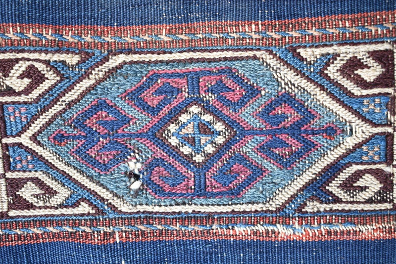 Fabulous Antique Soumak Rug 27''x39'' Collector Item Anatolian Bergama Worn Rug gallery
