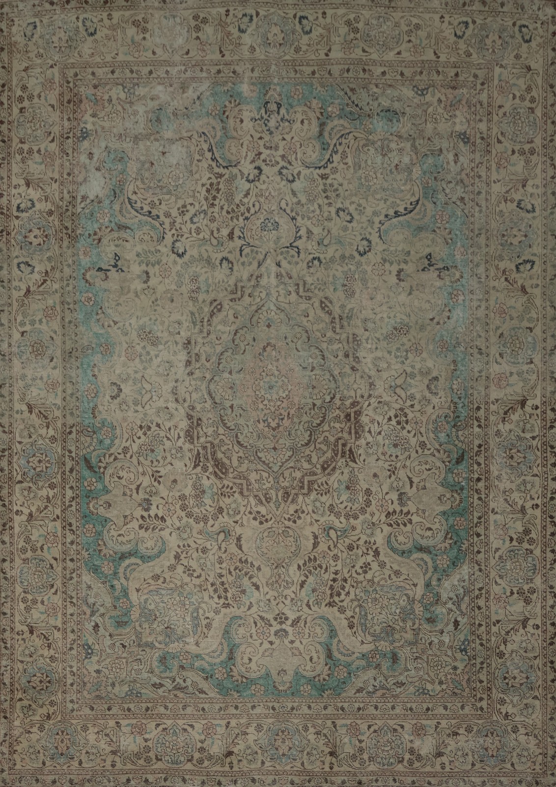 Traditional Living Room Area Rug with Rich Details and Unique Charm Carpet 10x12 gallery