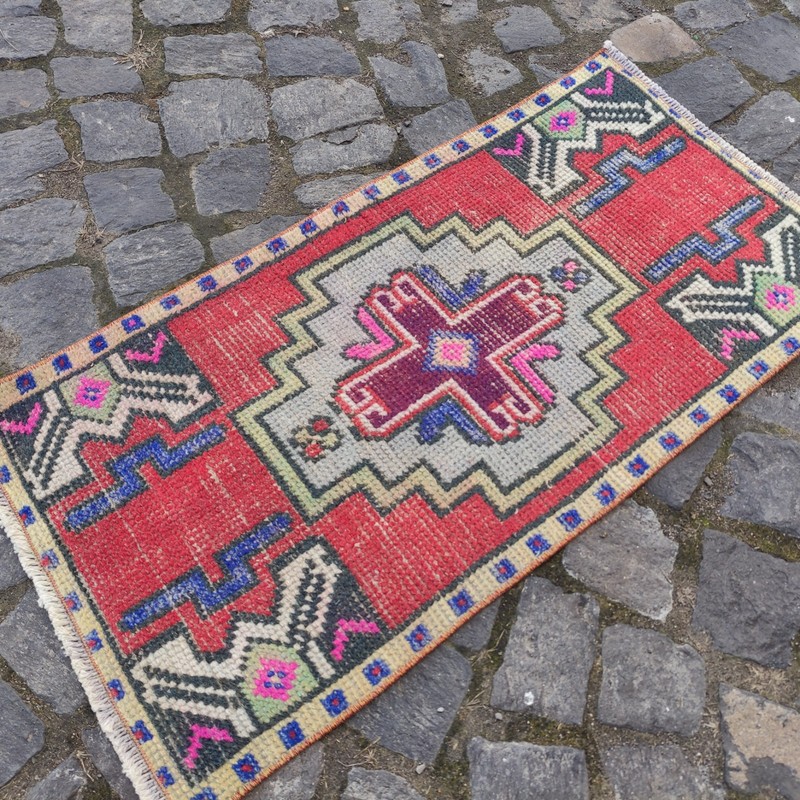 Cross motifs 2x3 Turkish Vintage Small Rug 46 x 93 cm Bath Mat 1.51 x 3.05 ft gallery