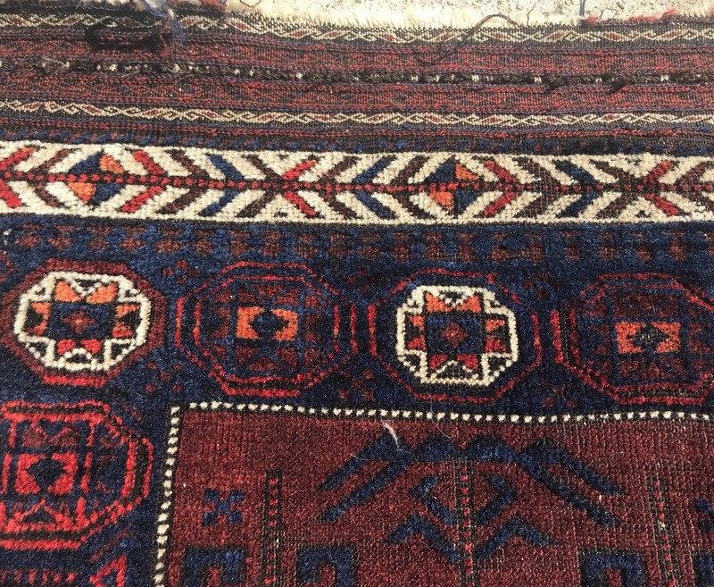 AN ANTIQUE VINTAGE DESIGN BALUCHSTAN TRIBAL BAG COLLECTOR ITEM gallery