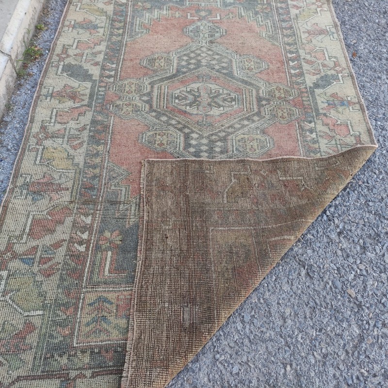 Turkish Area Anatolian Rug 3.87 x 6.89 ft , 4x7 Worn Handmade 118 x 210 cm gallery