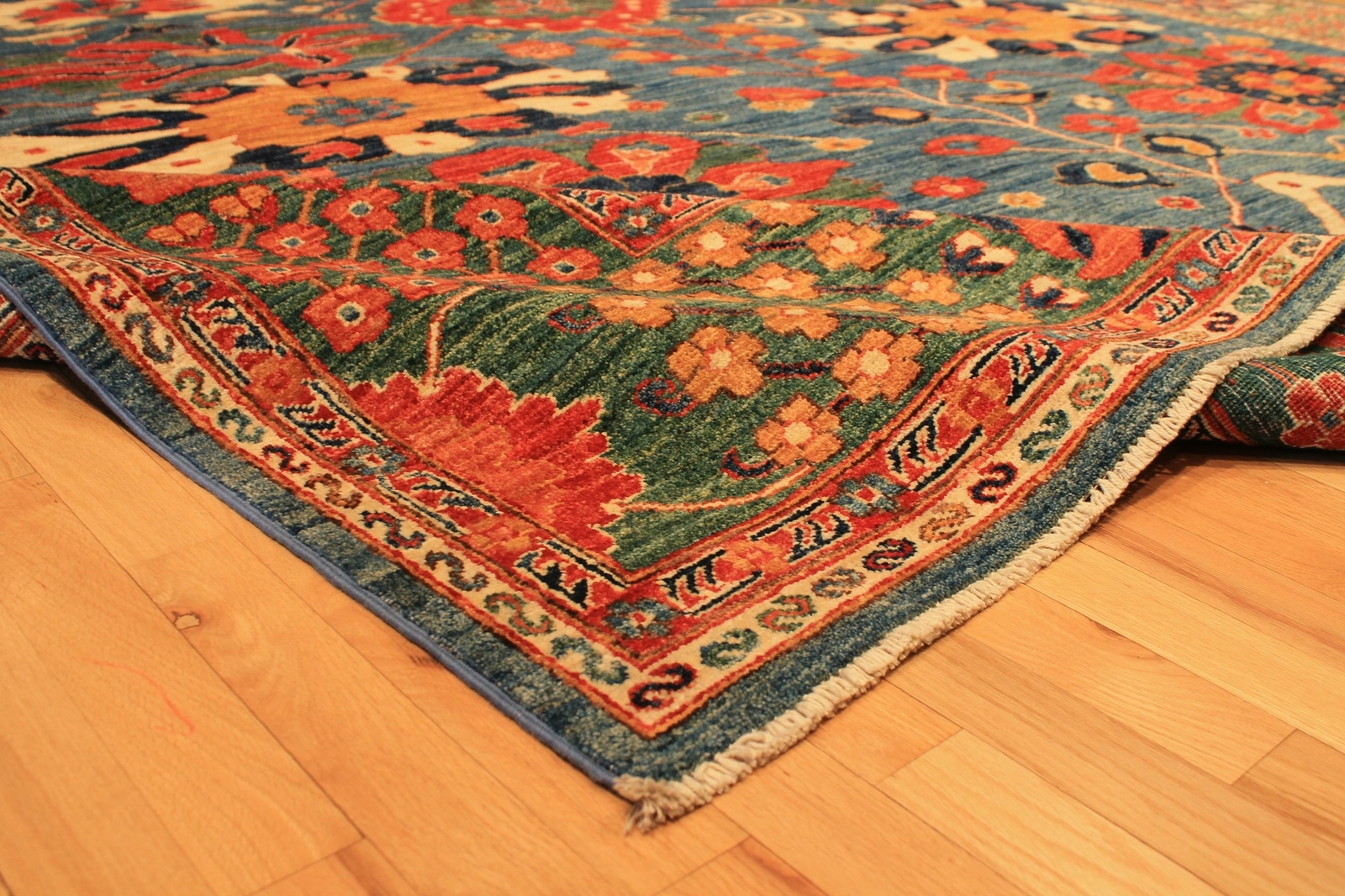 Hand-knotted Rug (Carpet) 9'X11'9, Choeb Rang mint condition gallery