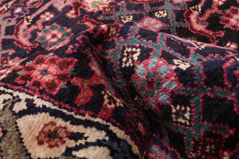 Vintage Hand-knotted Runner Rug 3'9" x 9'6" Traditional Oriental Wool Carpet gallery