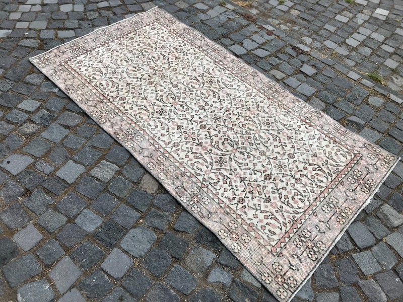 Home Decor Rug, Turkish Vintage Rug, Boho Decor Rug, Oushak Rug, 3,4 x 6,5 ft gallery