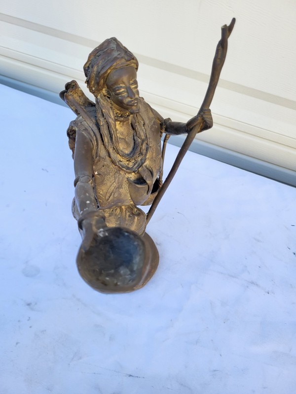 13 x 3 SIGNED TRIBAL GIVER SCULPTURE BY DERME MOROU 1940-2000 gallery