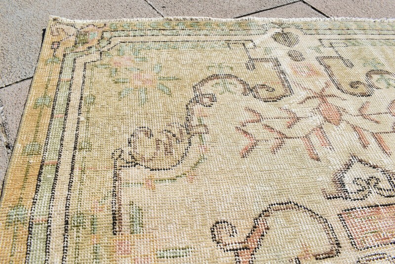 Vintage Turkish Rug 45'' x 77'' Muted Dye Oushak Rug Hand-knotted Wool Rug gallery