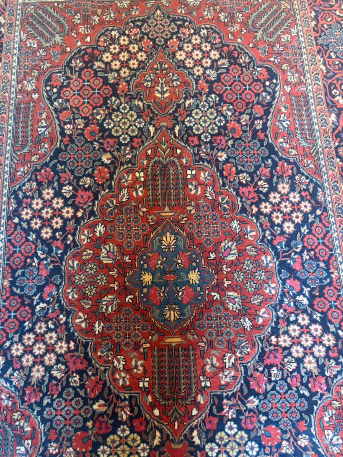 ANTIQUE. 8X5 HAND MADE RUG. FULL PILE. CARPET. KASH.AN gallery