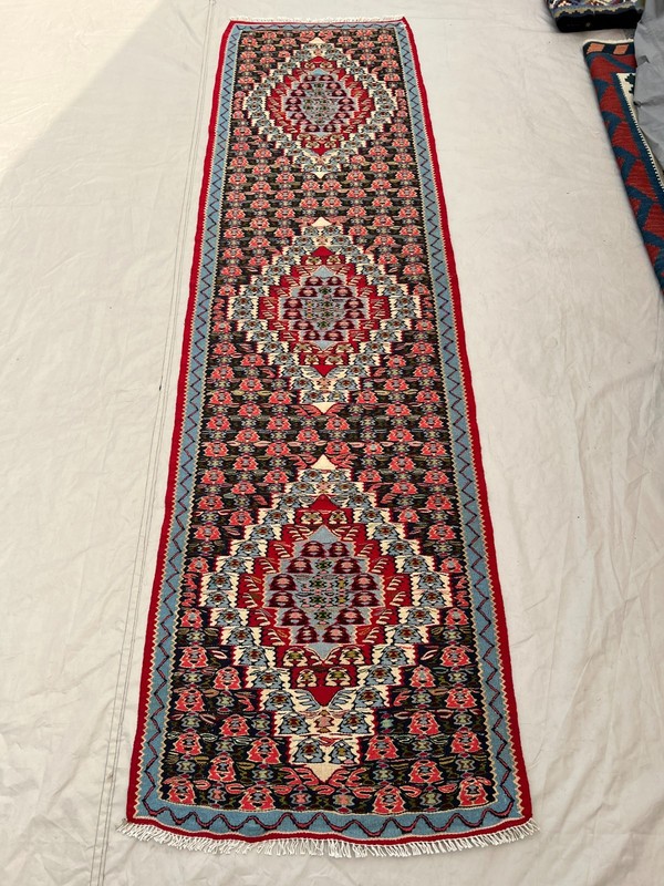2.5x8.5 Stunning Vintage Super Fine Quality Senneh Knots Oriental Hallway Runner gallery