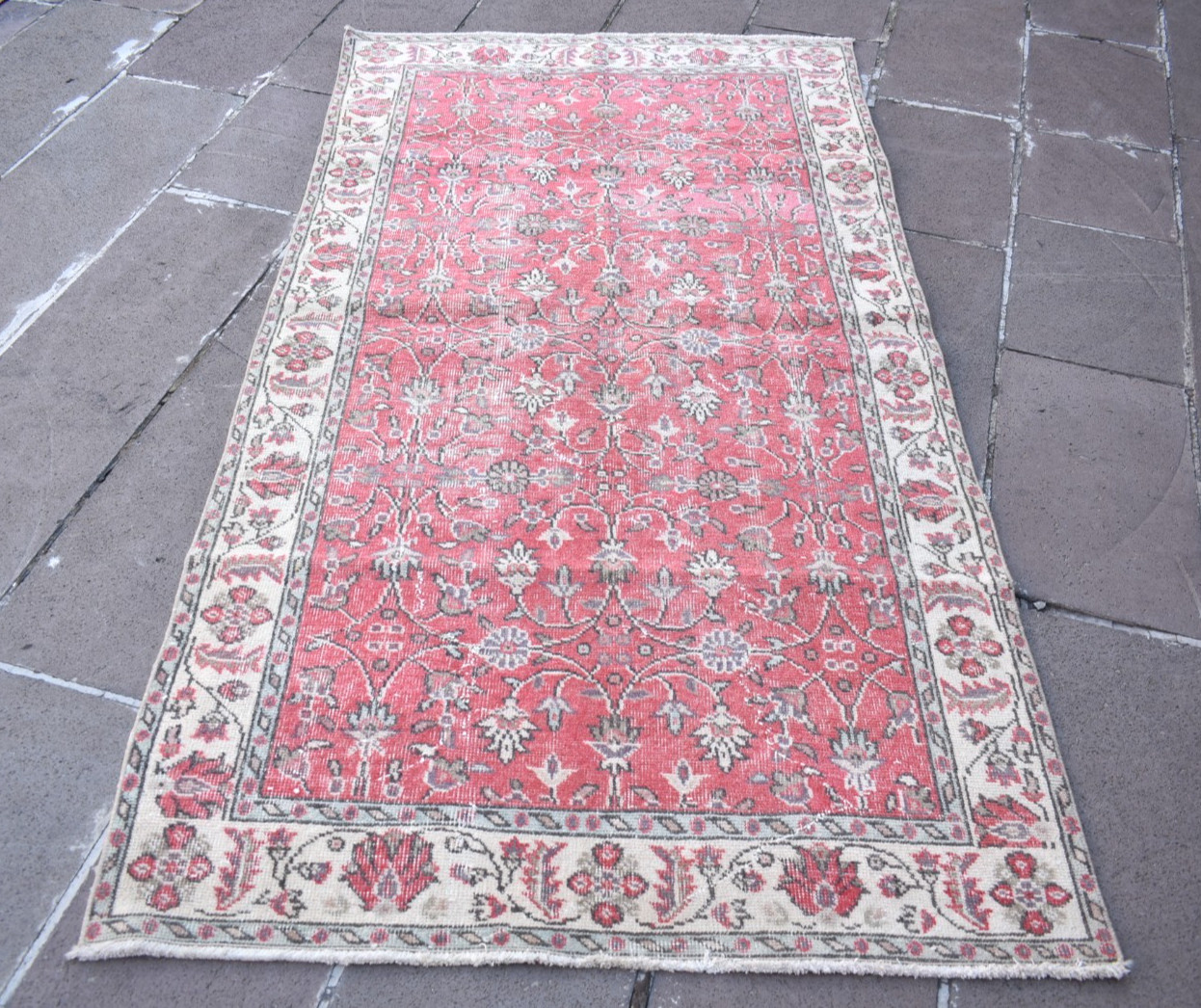 Vintage Turkish Rug 43'' x 81'' Muted Dye Oushak Rug Hand-knotted Wool Rug gallery