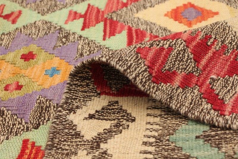 Vintage 4'10" x 6'4" Traditional Wool Hand Woven Oriental Area Rug gallery